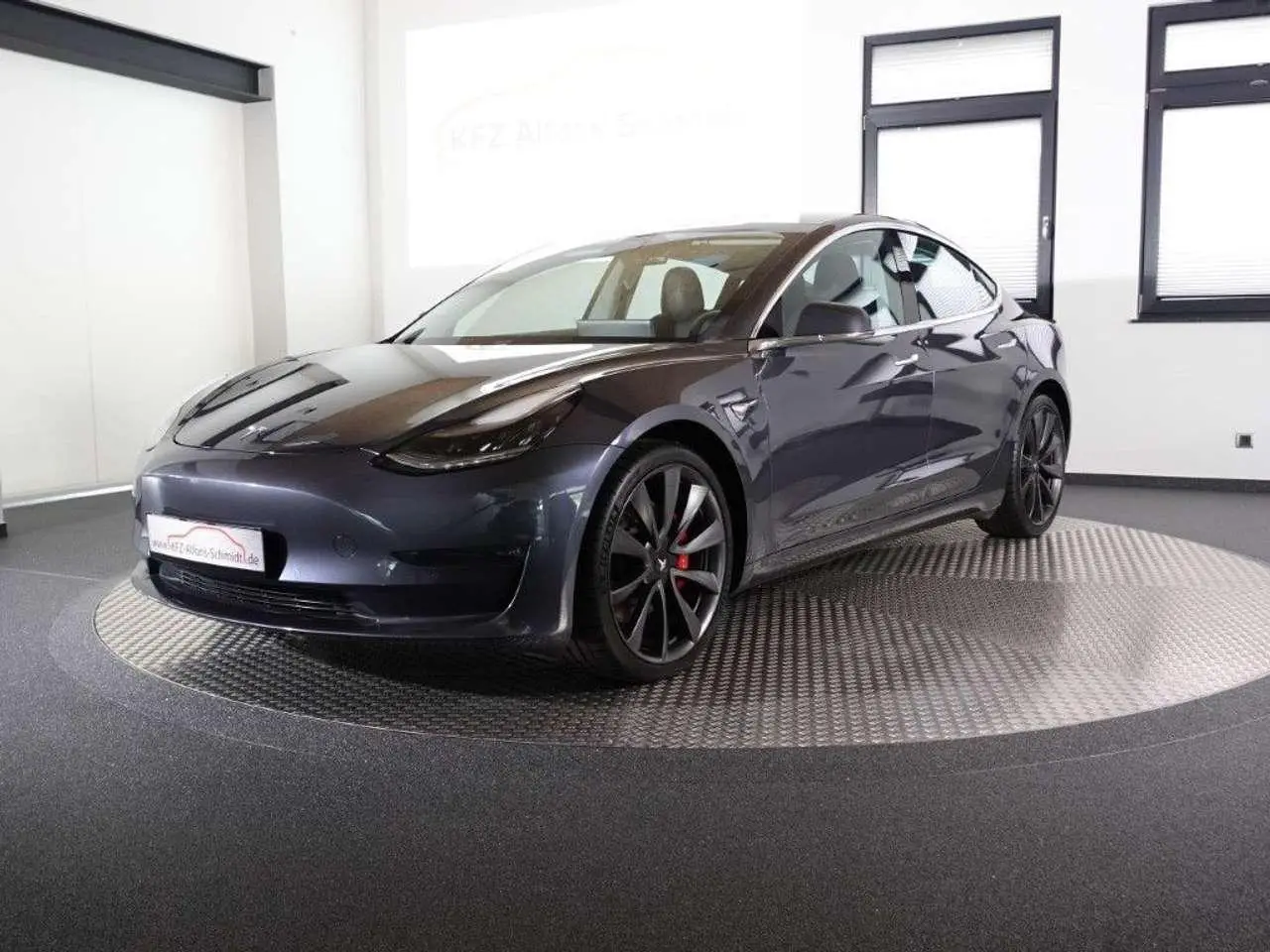 Photo 1 : Tesla Model 3 2020 Électrique