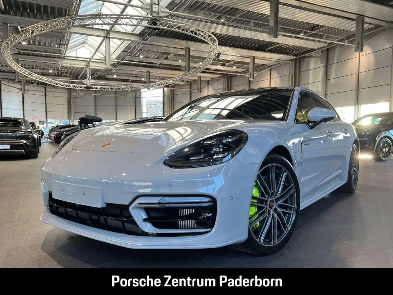 Photo 1 : Porsche Panamera 2024 Hybride