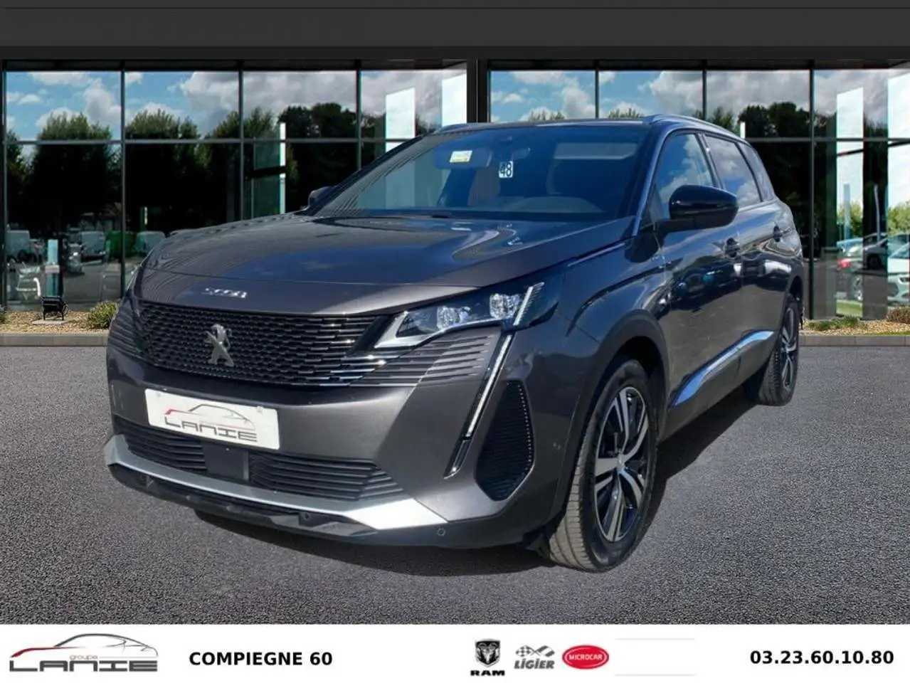 Photo 1 : Peugeot 5008 2023 Petrol