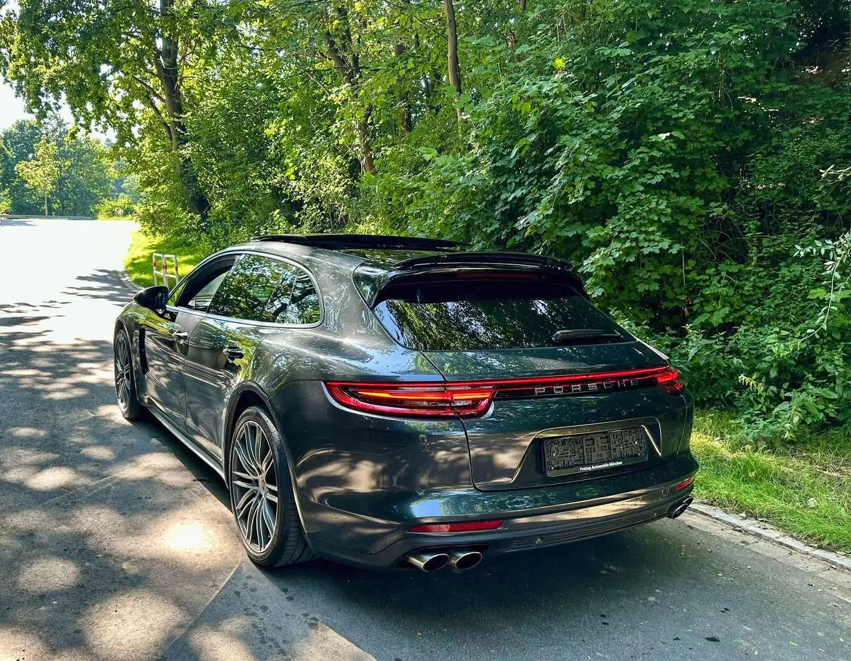 Photo 1 : Porsche Panamera 2018 Petrol