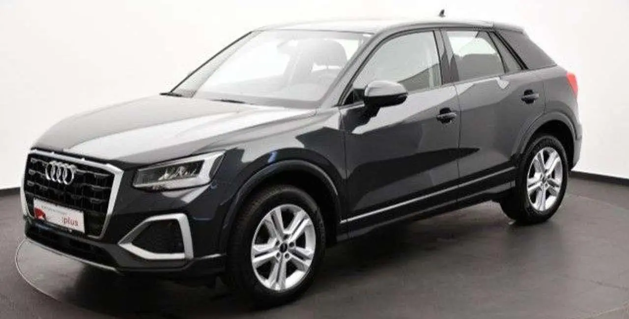 Photo 1 : Audi Q2 2021 Petrol