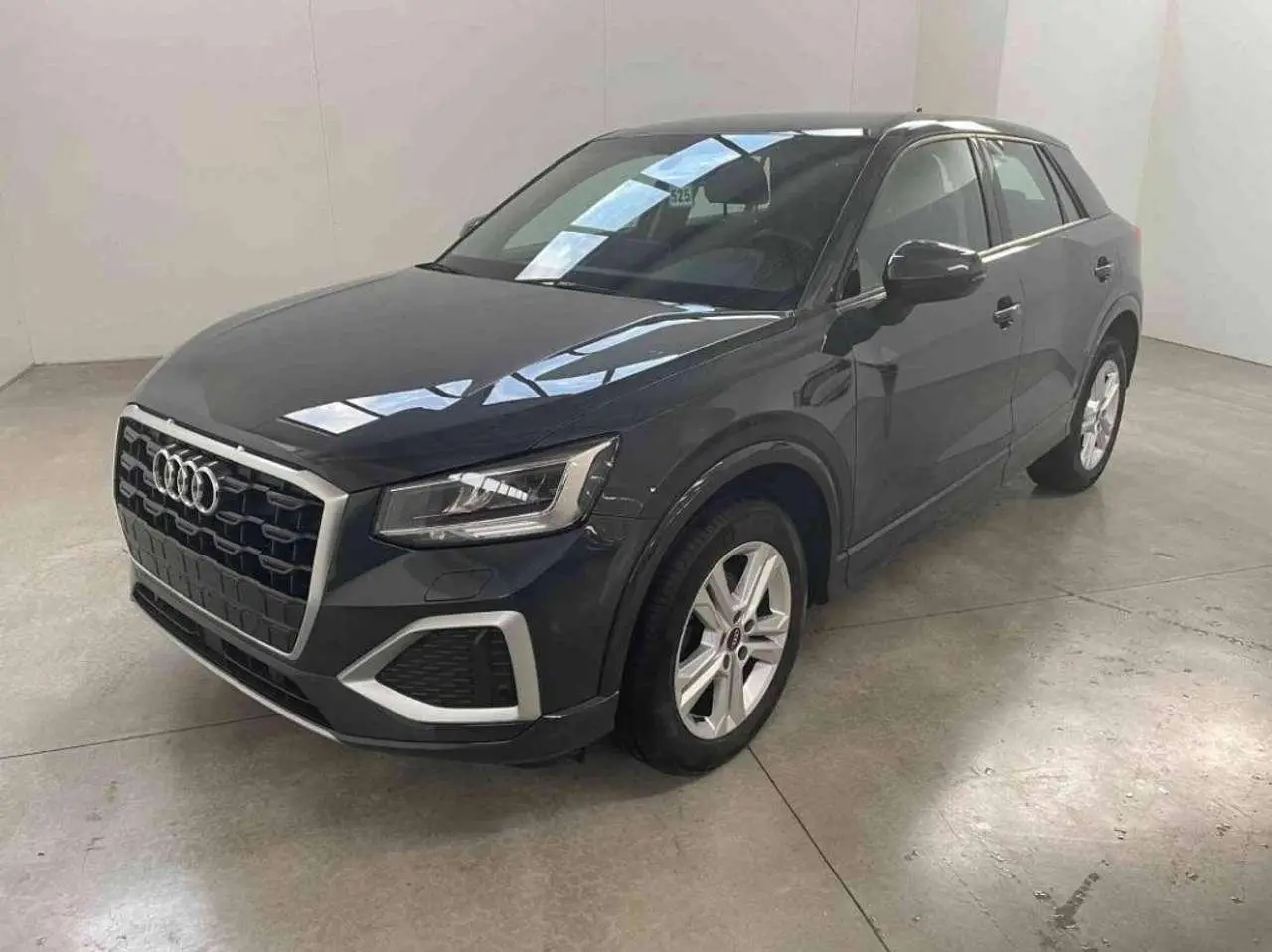 Photo 1 : Audi Q2 2021 Essence