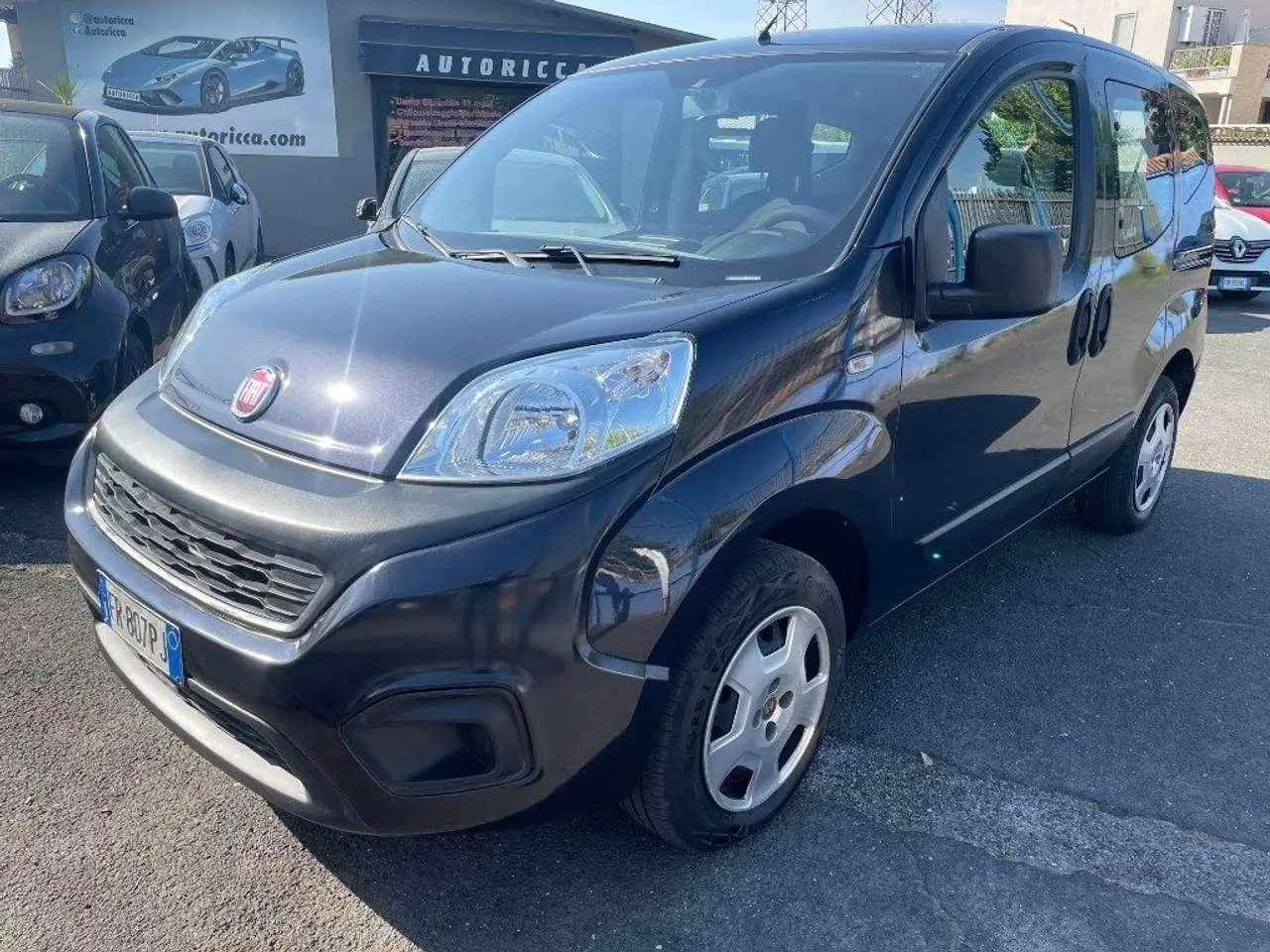 Photo 1 : Fiat Qubo 2018 Petrol