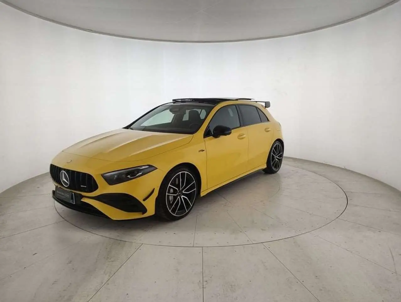 Photo 1 : Mercedes-benz Classe A 2023 Hybride