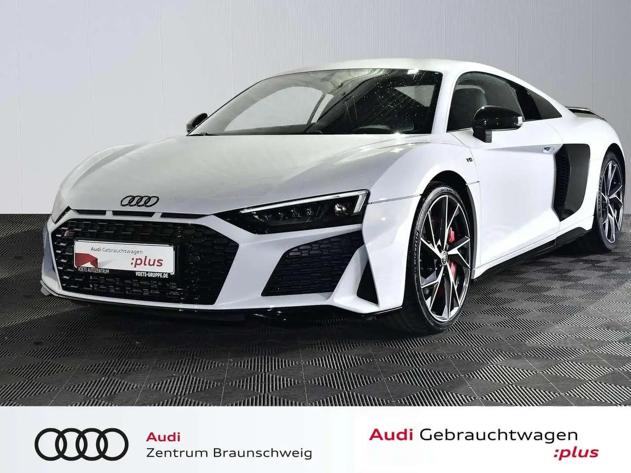 Photo 1 : Audi R8 2023 Petrol