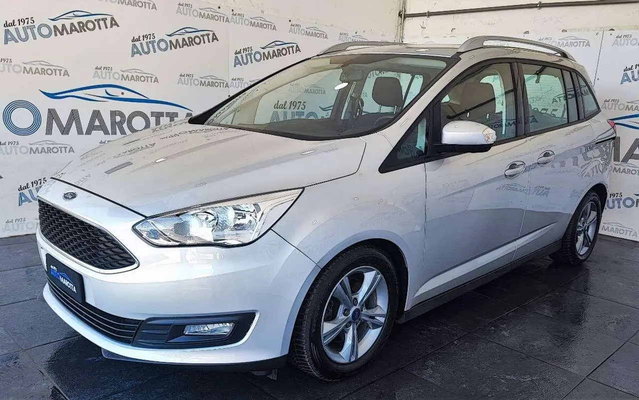 Photo 1 : Ford C-max 2017 Diesel