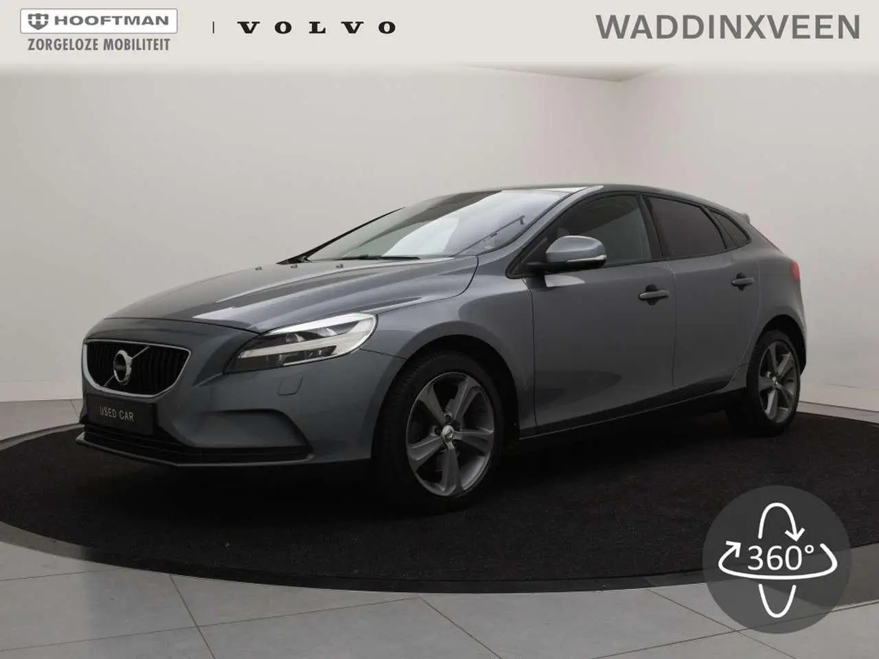 Photo 1 : Volvo V40 2016 Essence