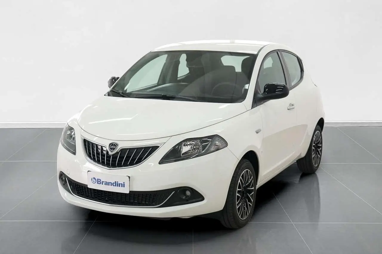 Photo 1 : Lancia Ypsilon 2024 Hybrid