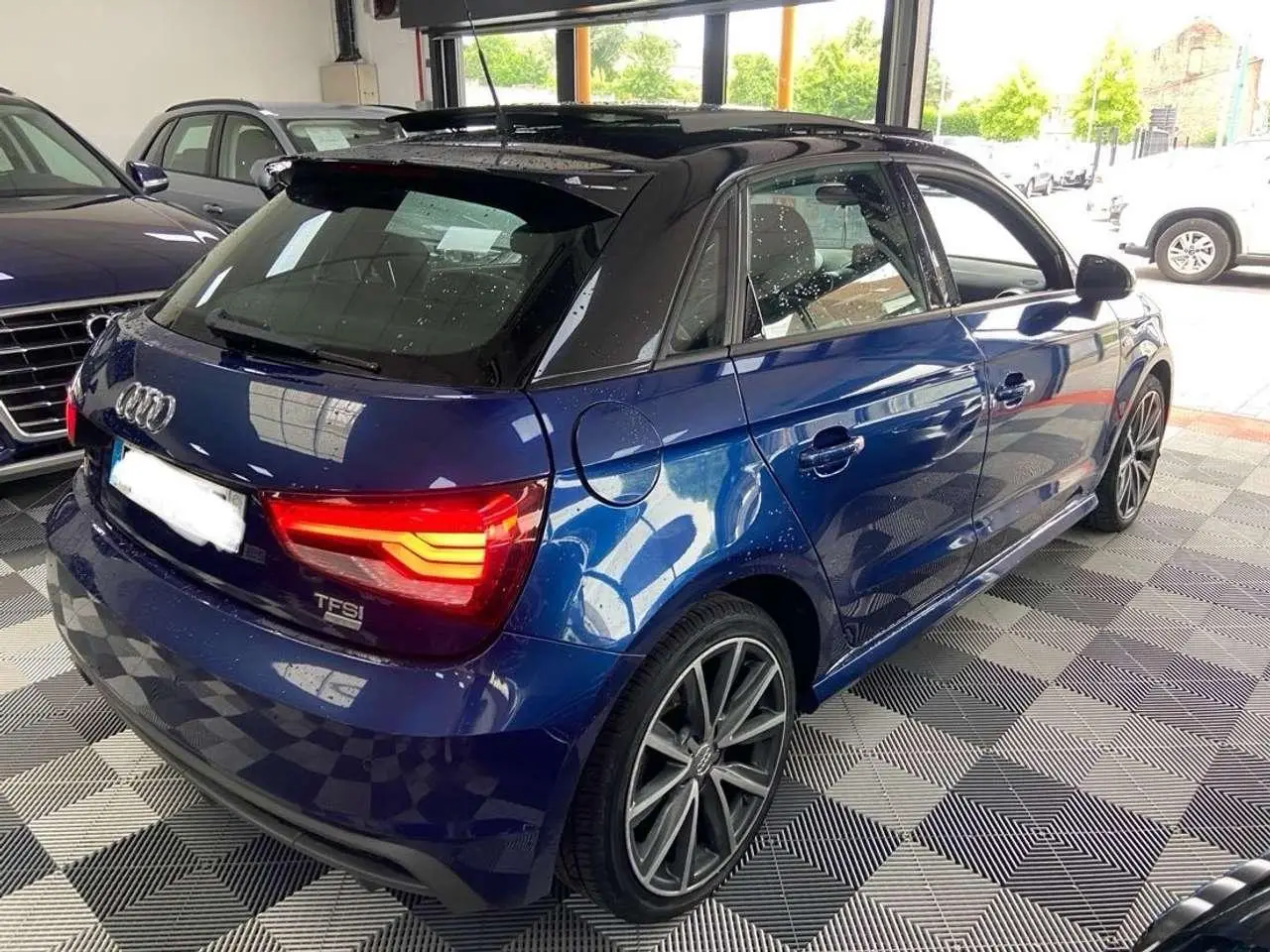 Photo 1 : Audi A1 2016 Essence