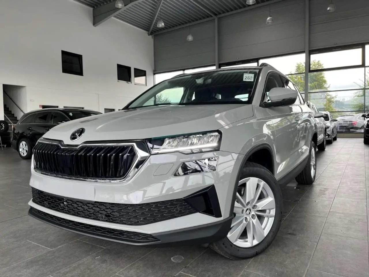 Photo 1 : Skoda Karoq 2024 Essence