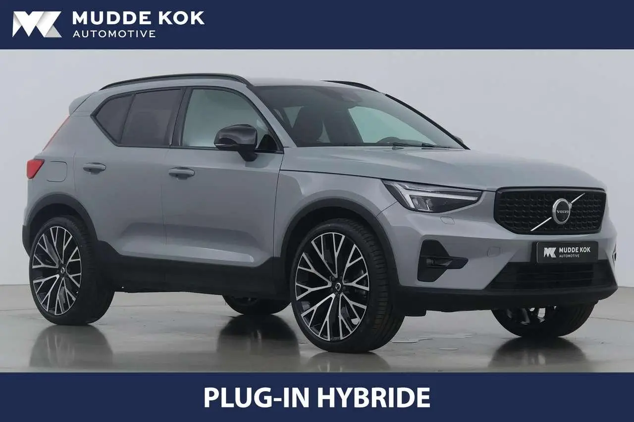 Photo 1 : Volvo Xc40 2023 Hybrid