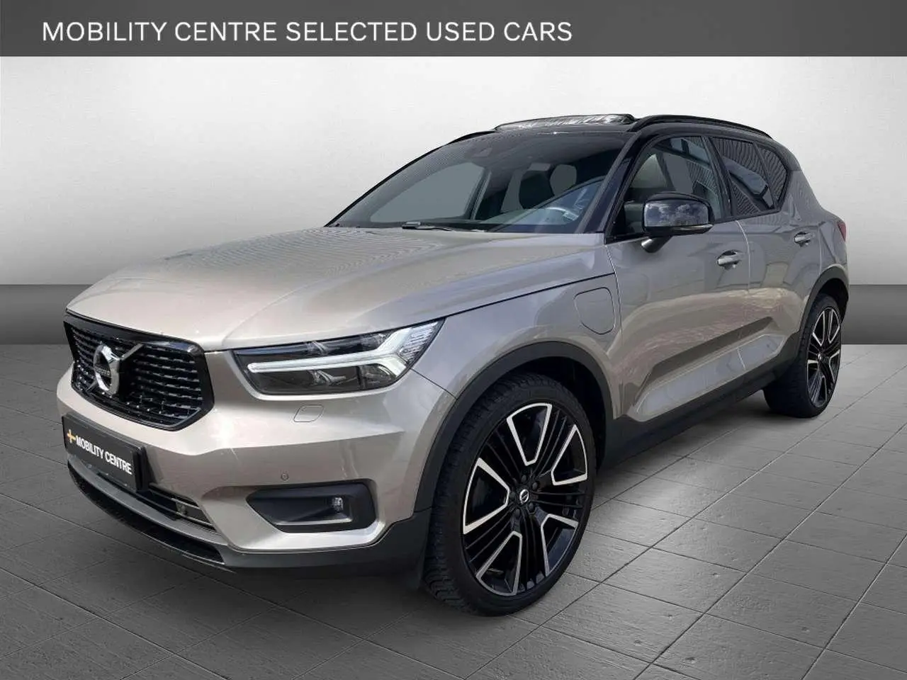 Photo 1 : Volvo Xc40 2021 Hybrid