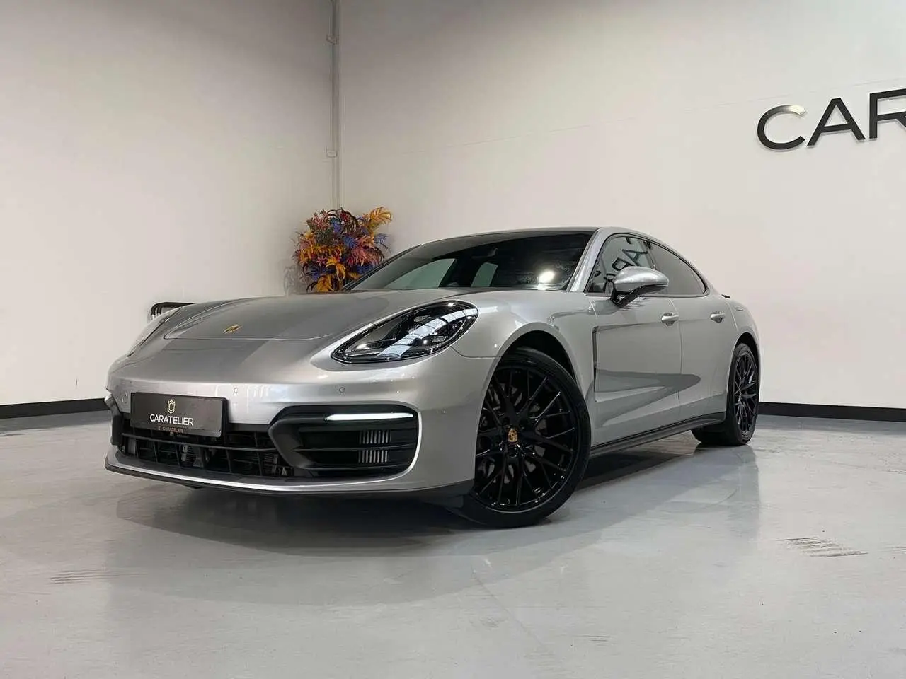 Photo 1 : Porsche Panamera 2021 Hybrid