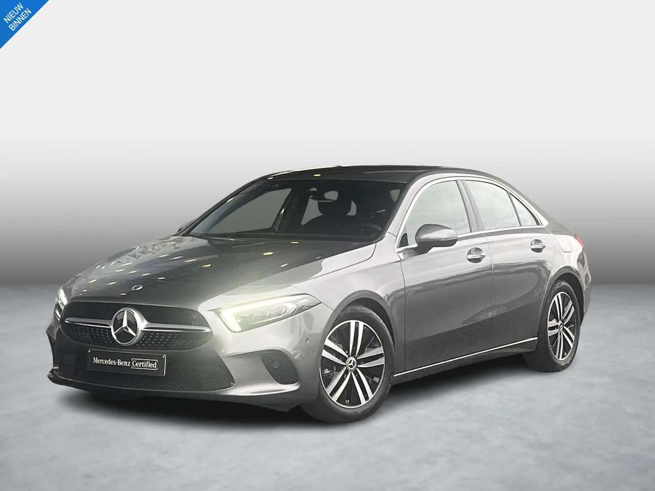 Photo 1 : Mercedes-benz Classe A 2022 Petrol