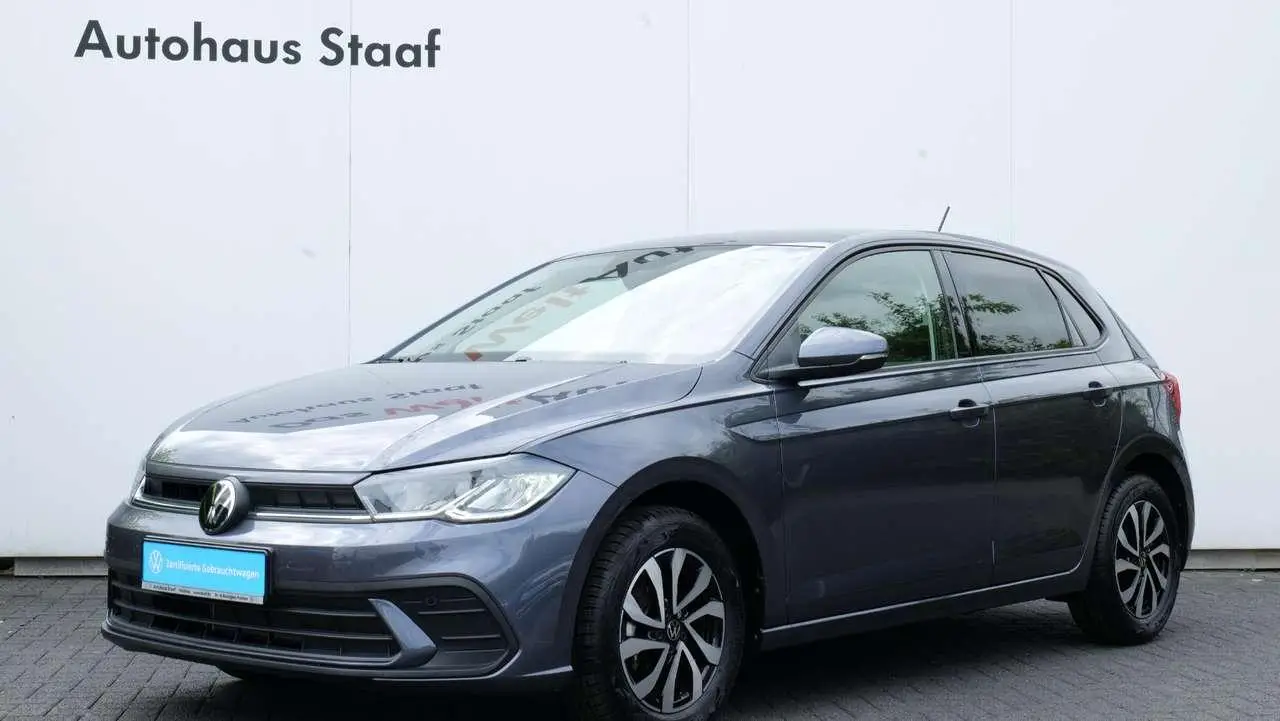 Photo 1 : Volkswagen Polo 2023 Essence