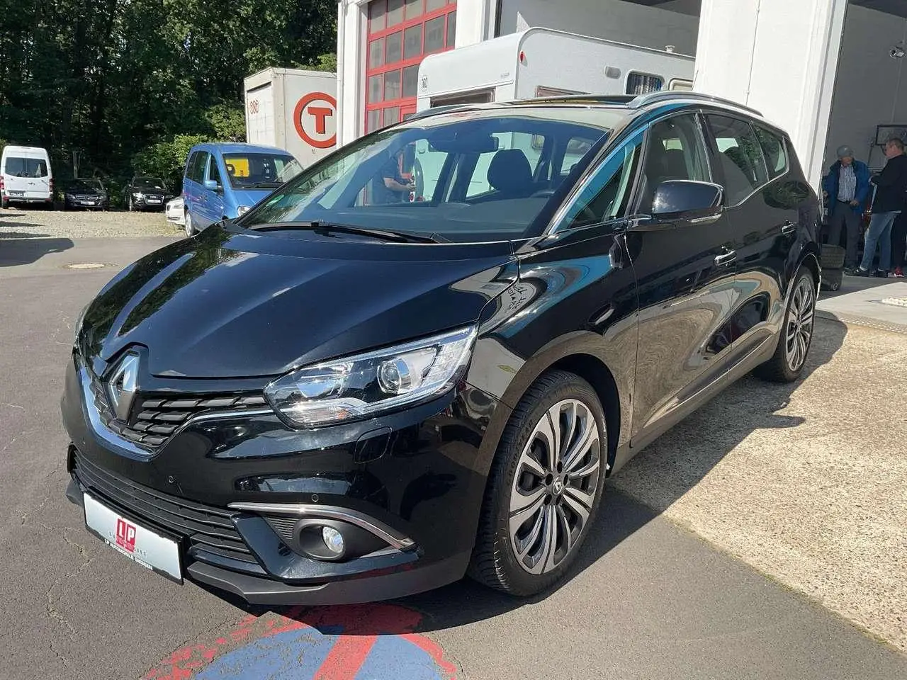 Photo 1 : Renault Scenic 2020 Essence