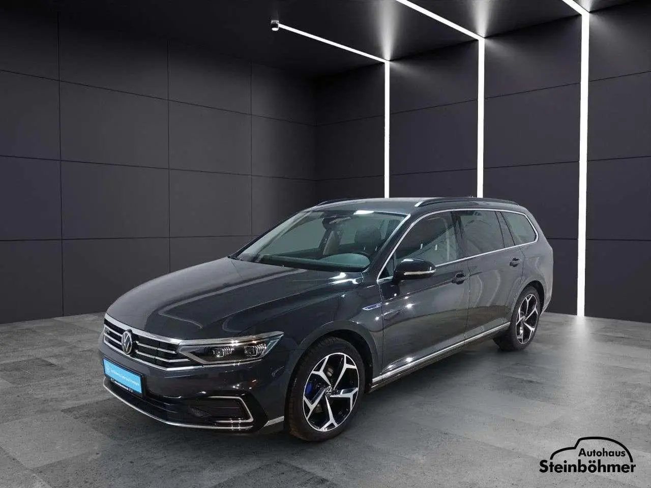 Photo 1 : Volkswagen Passat 2021 Hybride