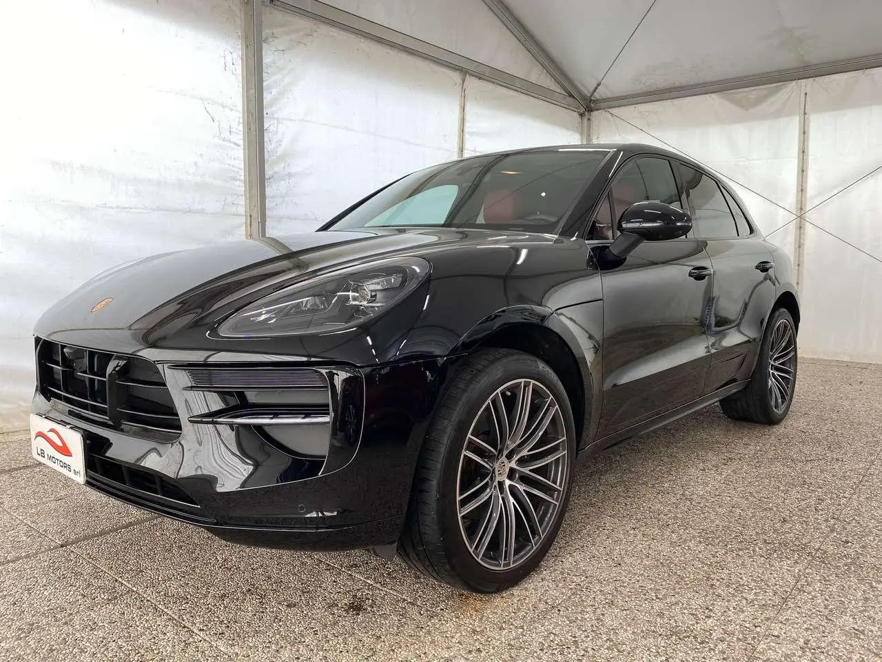 Photo 1 : Porsche Macan 2020 Essence