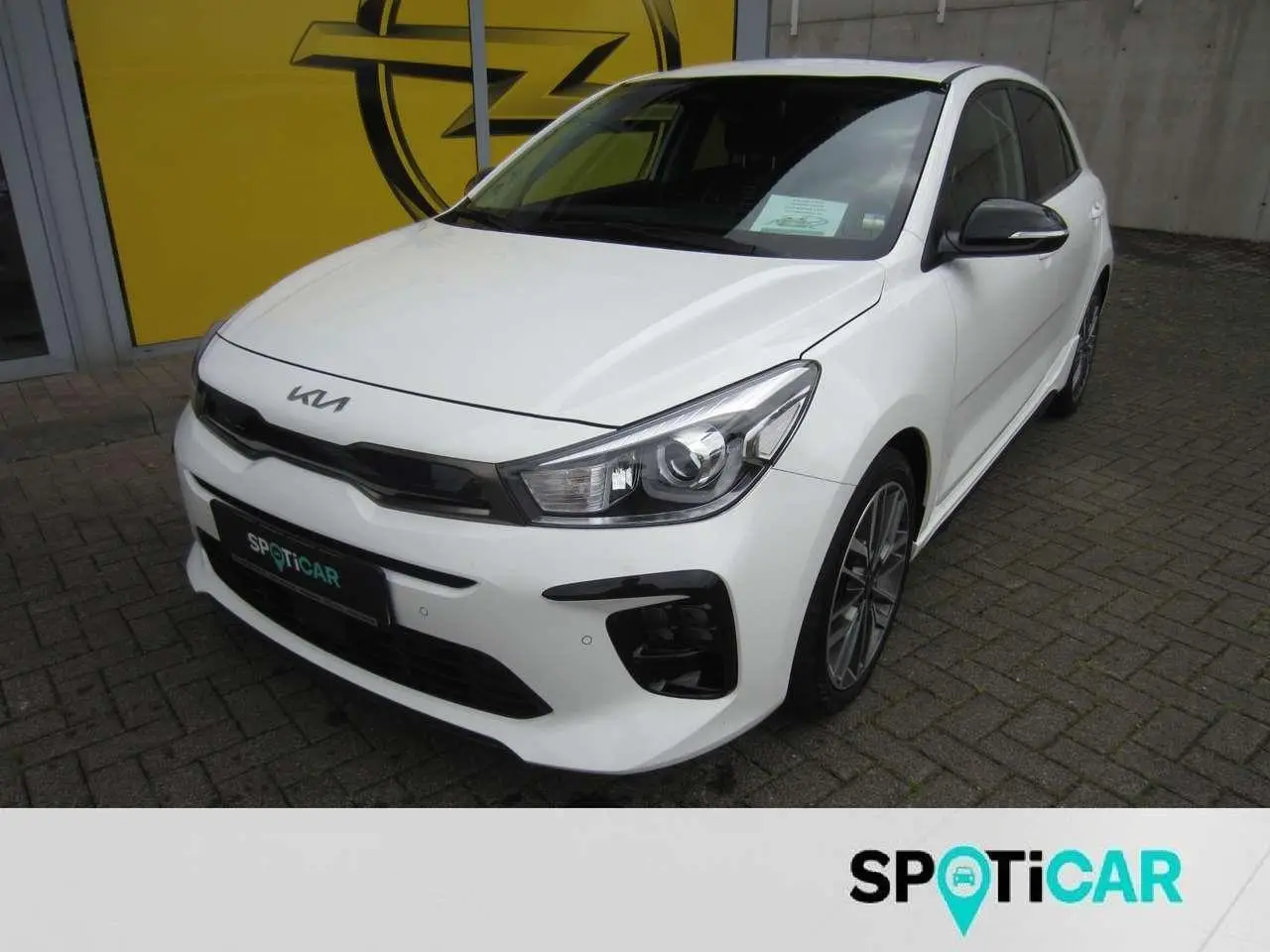 Photo 1 : Kia Rio 2021 Essence