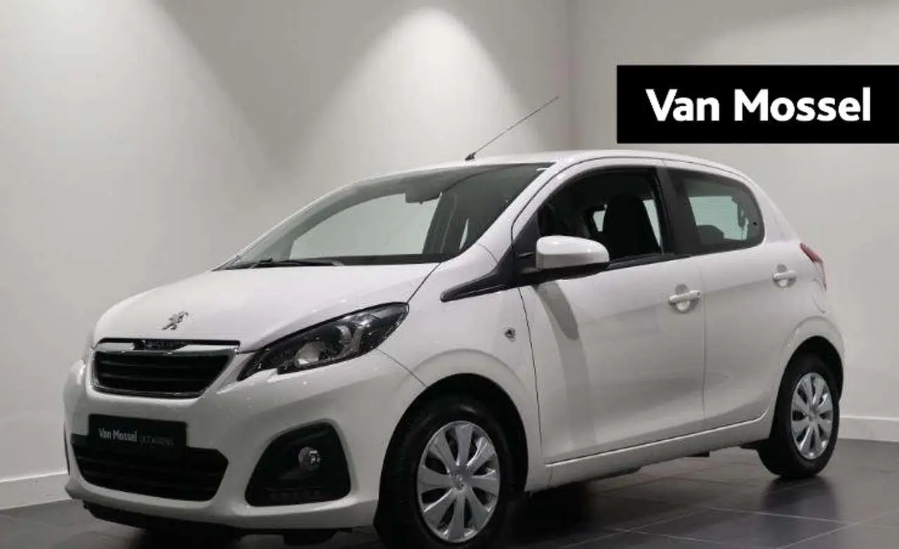 Photo 1 : Peugeot 108 2019 Essence