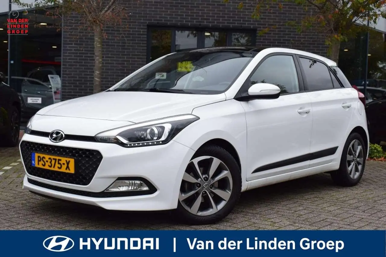 Photo 1 : Hyundai I20 2017 Petrol