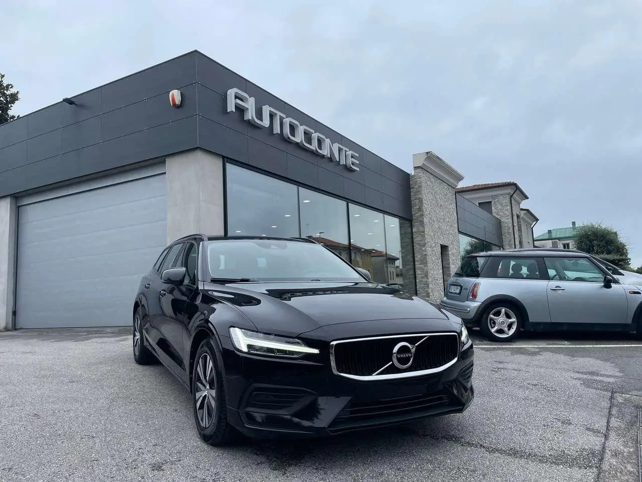 Photo 1 : Volvo V60 2020 Diesel