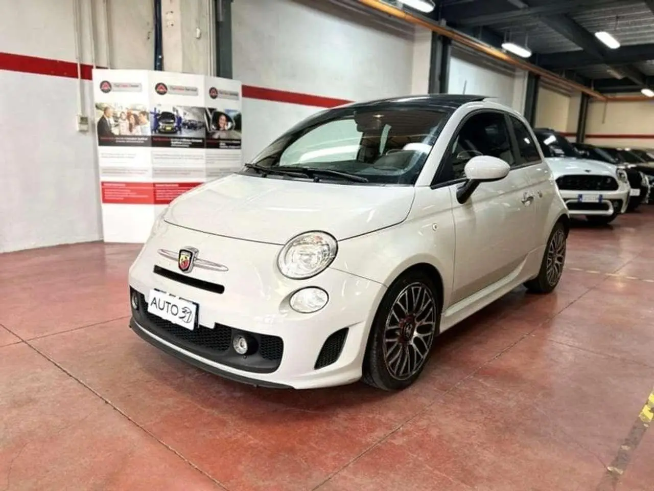 Photo 1 : Abarth 500 2015 Essence