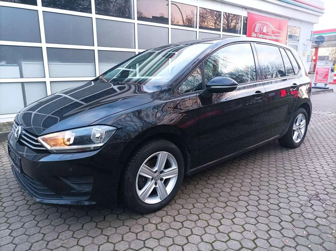 Photo 1 : Volkswagen Golf 2016 Petrol