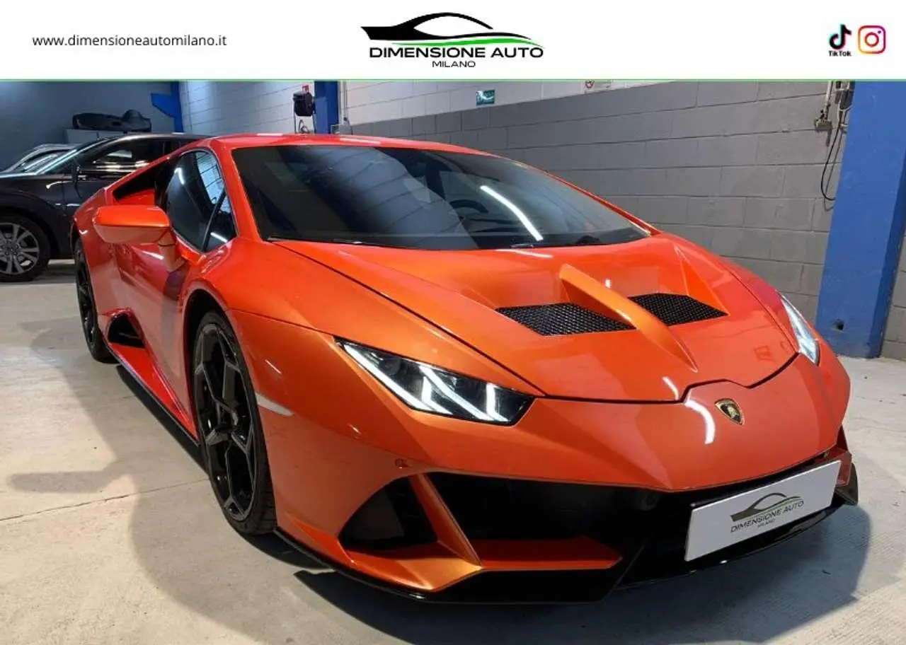 Photo 1 : Lamborghini Huracan 2019 Petrol