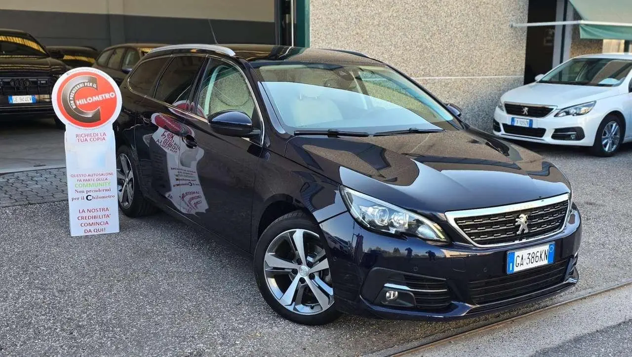 Photo 1 : Peugeot 308 2020 Diesel