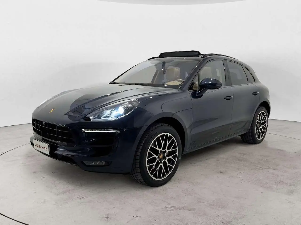 Photo 1 : Porsche Macan 2015 Essence