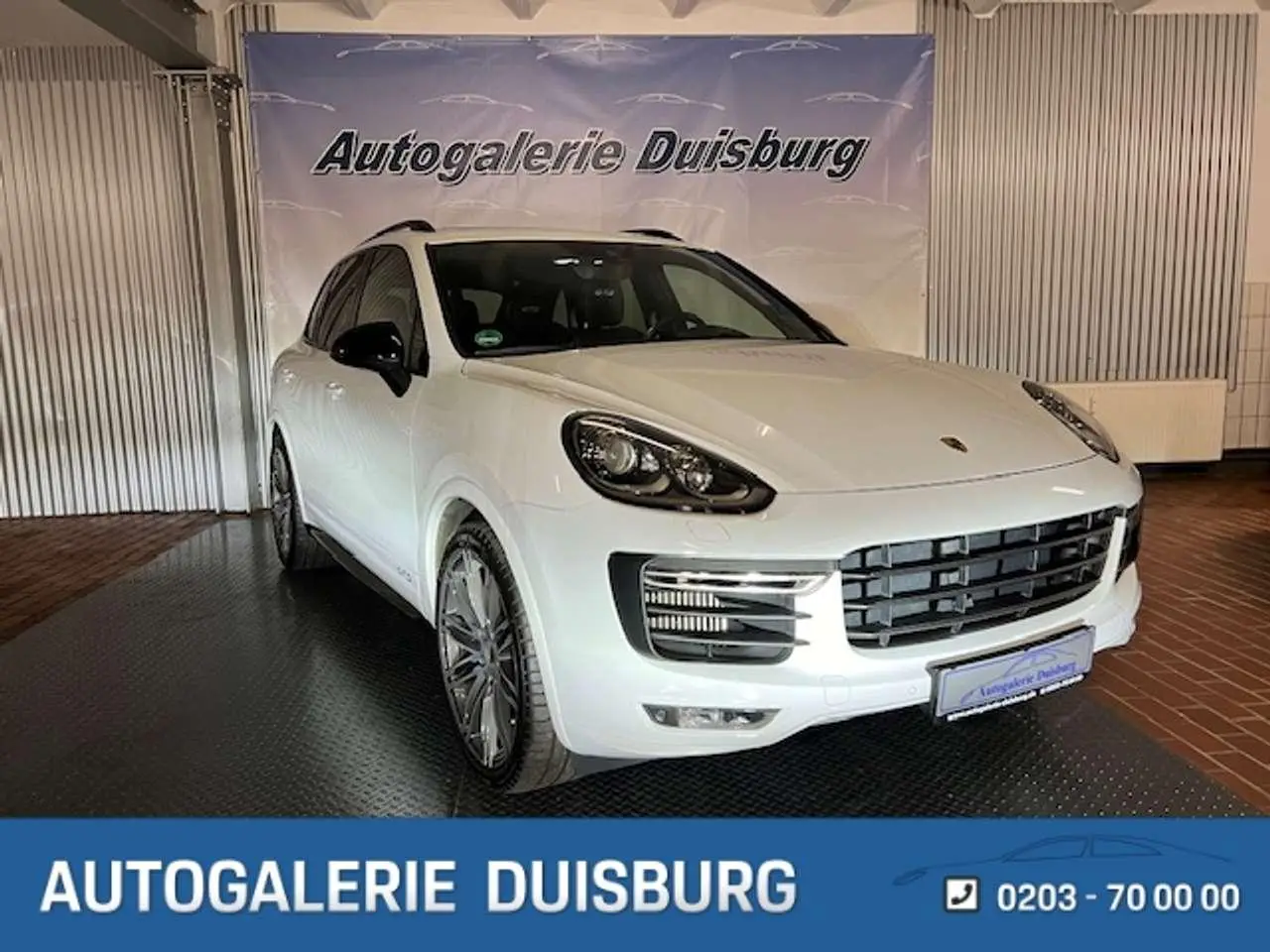 Photo 1 : Porsche Cayenne 2018 Petrol