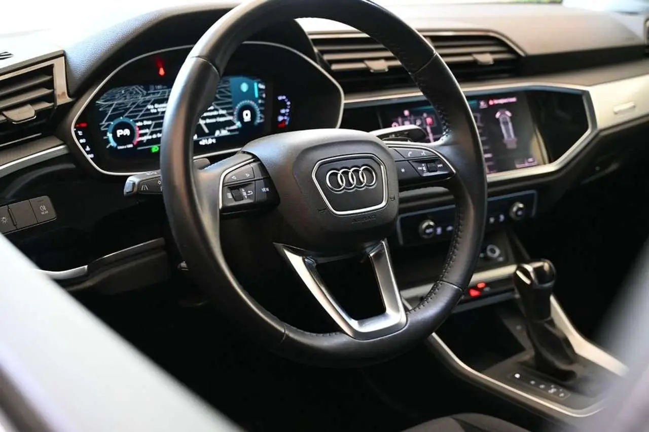 Photo 1 : Audi Q3 2019 Diesel