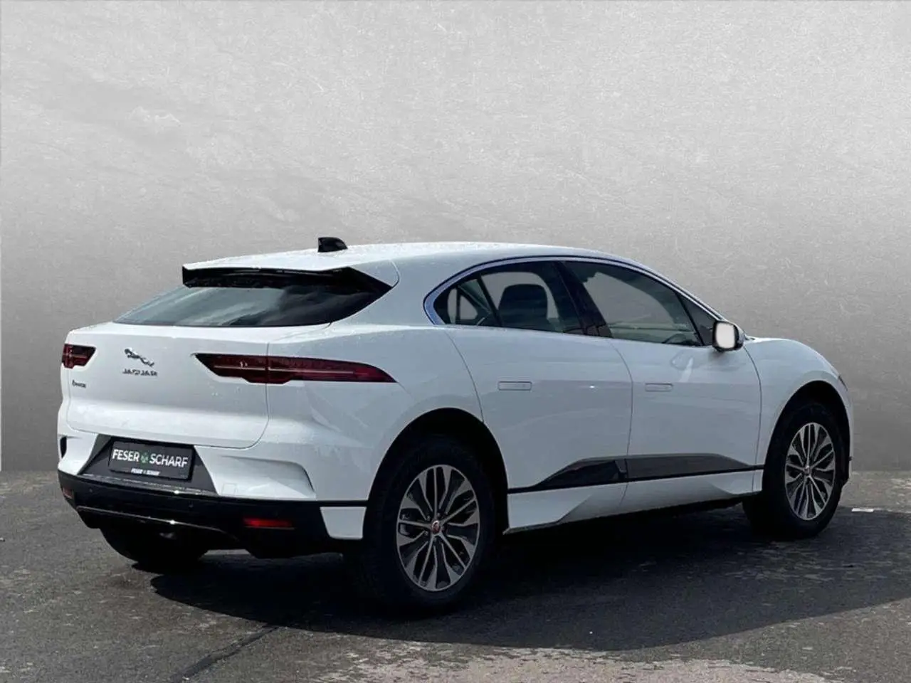 Photo 1 : Jaguar I-pace 2022 Électrique