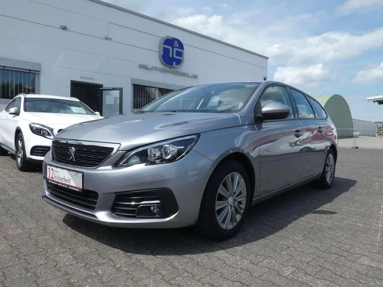 Photo 1 : Peugeot 308 2021 Essence