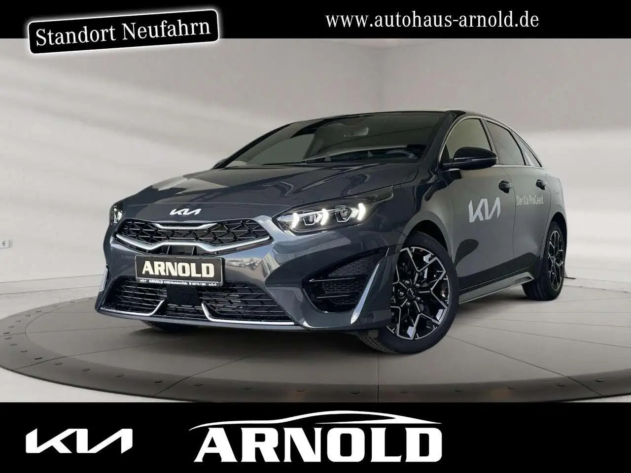 Photo 1 : Kia Proceed 2024 Petrol