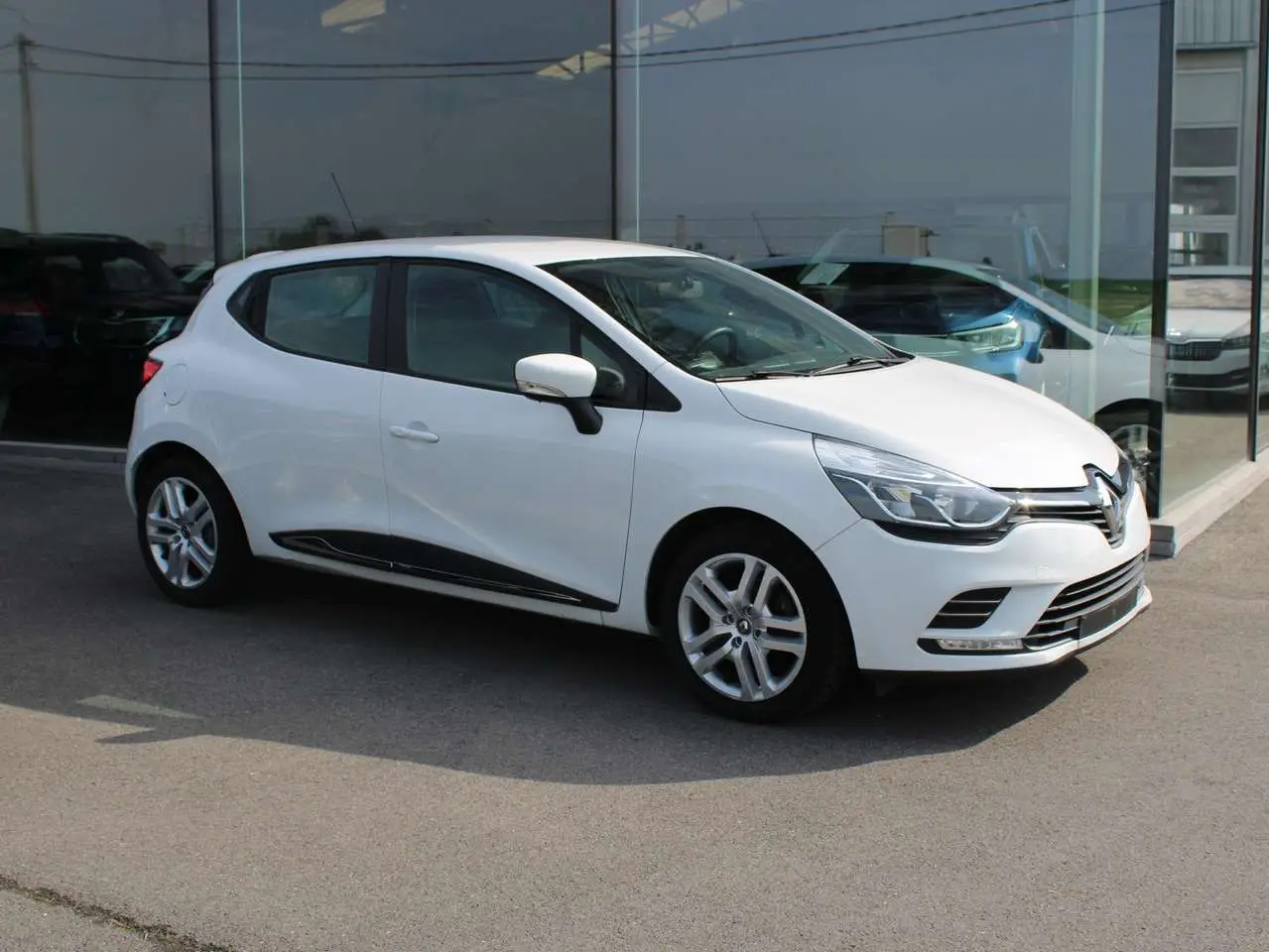 Photo 1 : Renault Clio 2019 Petrol