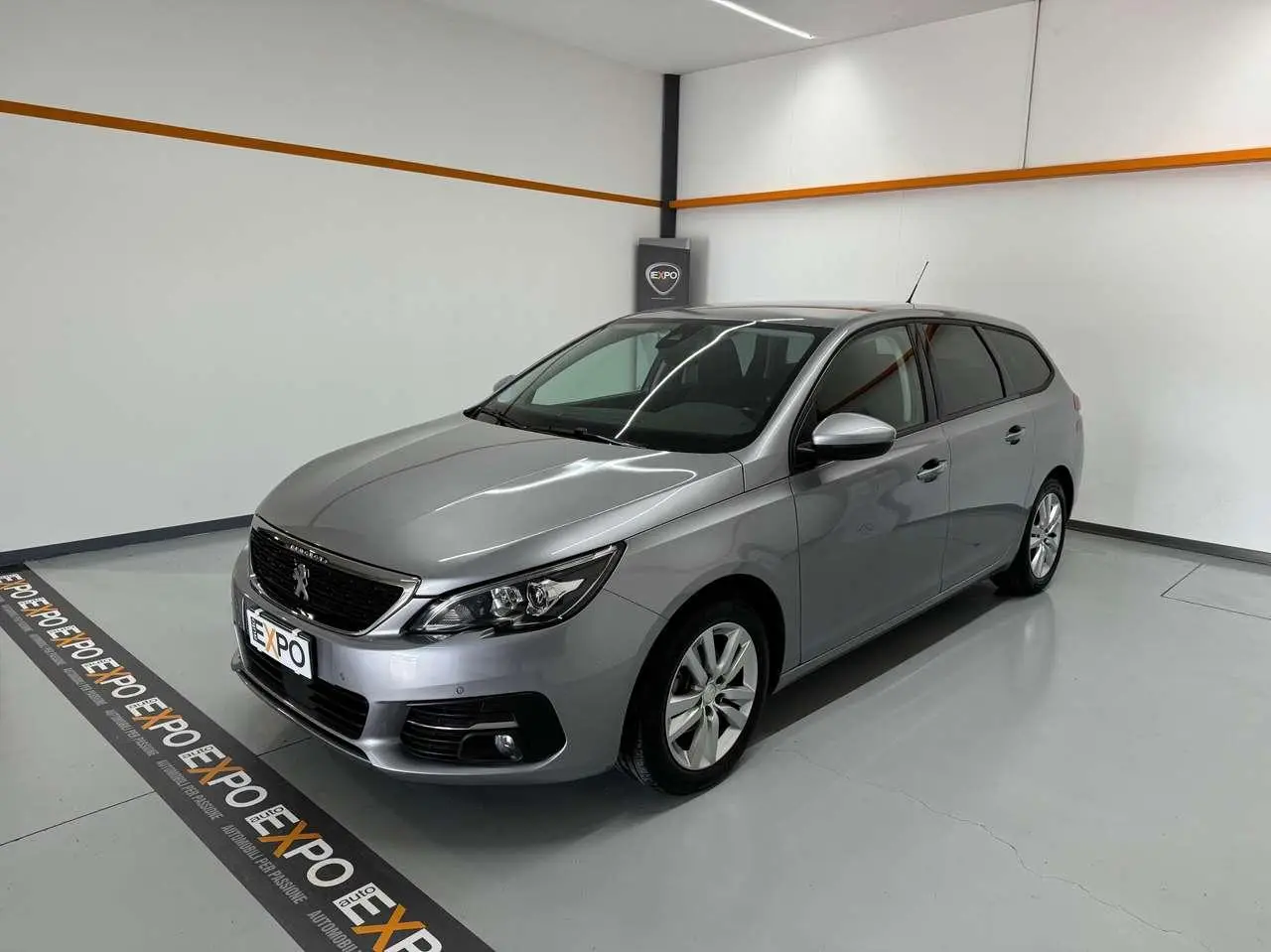 Photo 1 : Peugeot 308 2018 Diesel