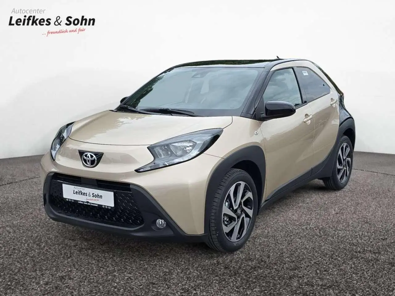 Photo 1 : Toyota Aygo X 2024 Essence