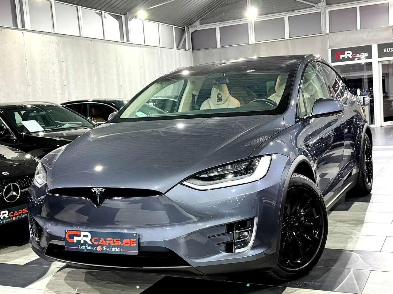 Photo 1 : Tesla Model X 2019 Électrique