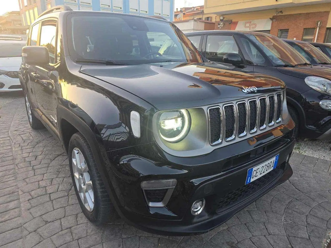 Photo 1 : Jeep Renegade 2021 Petrol