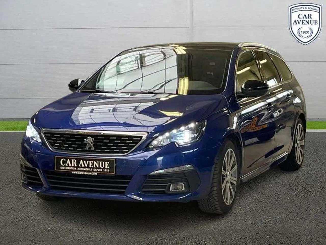 Photo 1 : Peugeot 308 2019 Petrol