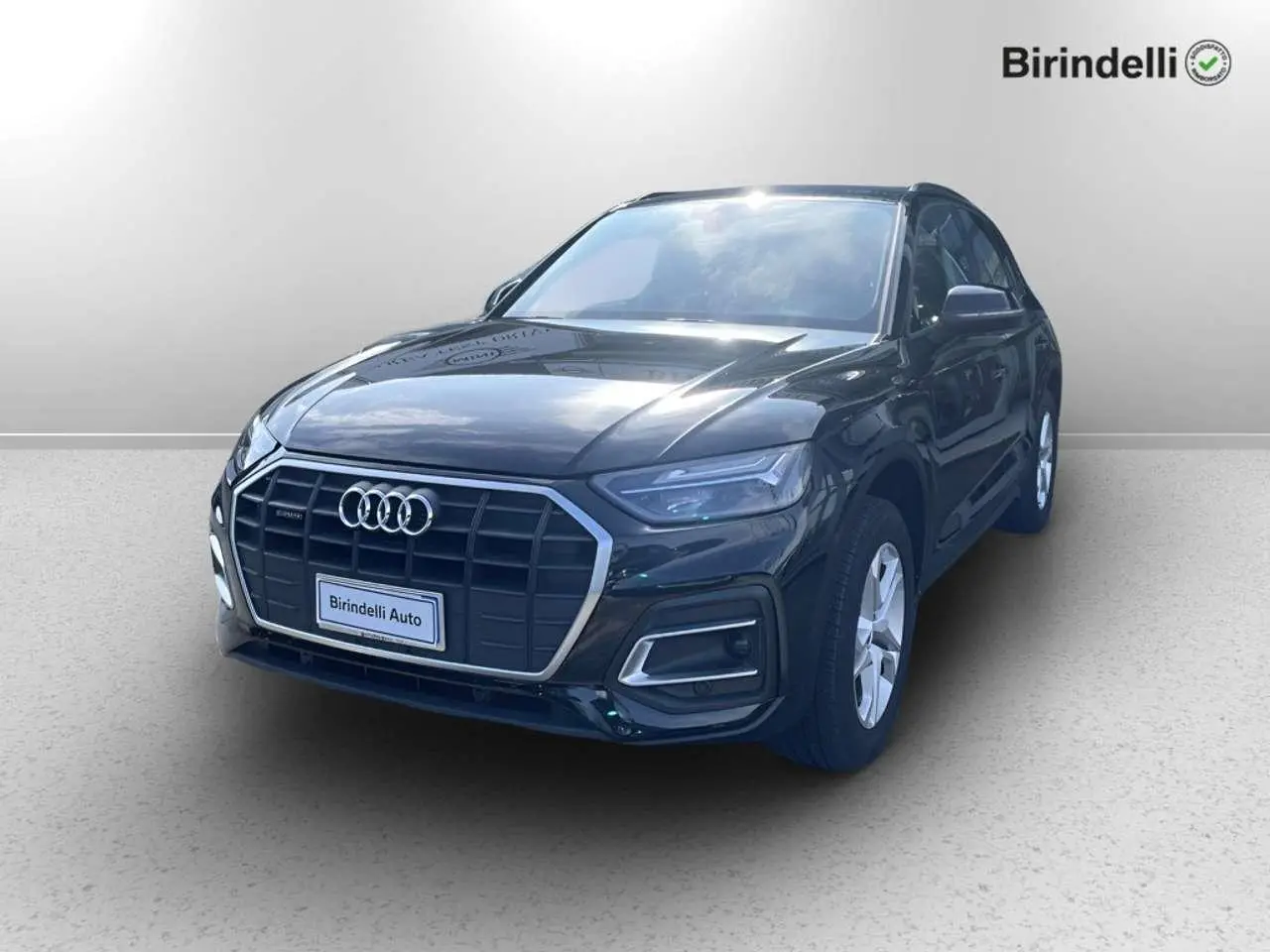 Photo 1 : Audi Q5 2022 Hybride