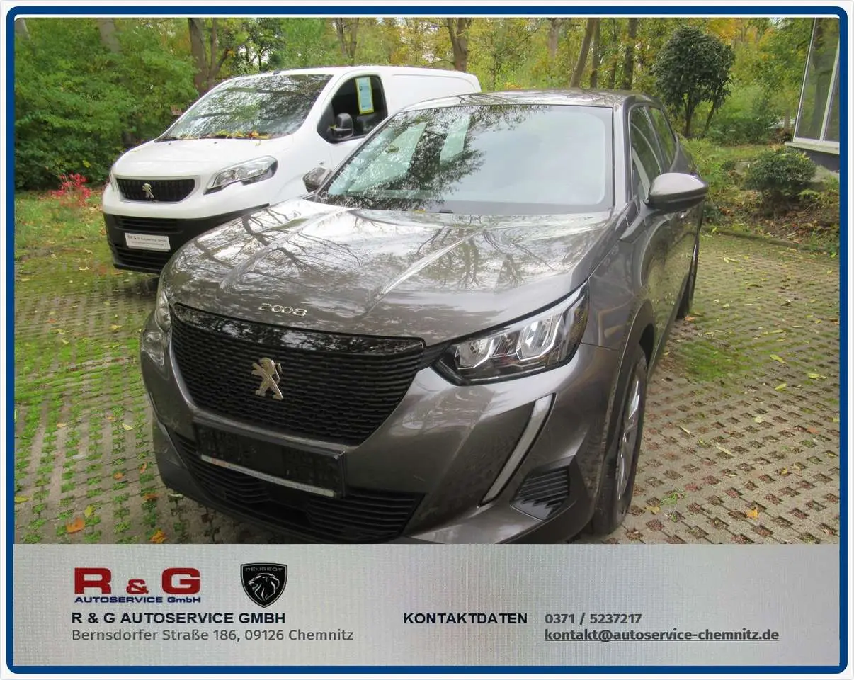 Photo 1 : Peugeot 2008 2020 Petrol