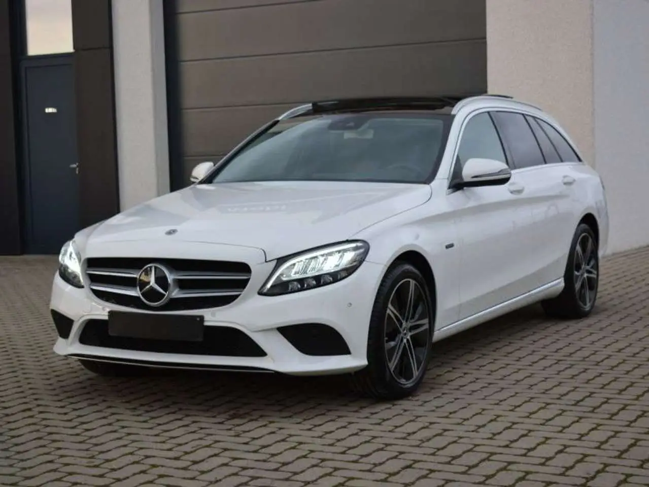 Photo 1 : Mercedes-benz Classe C 2020 Hybride