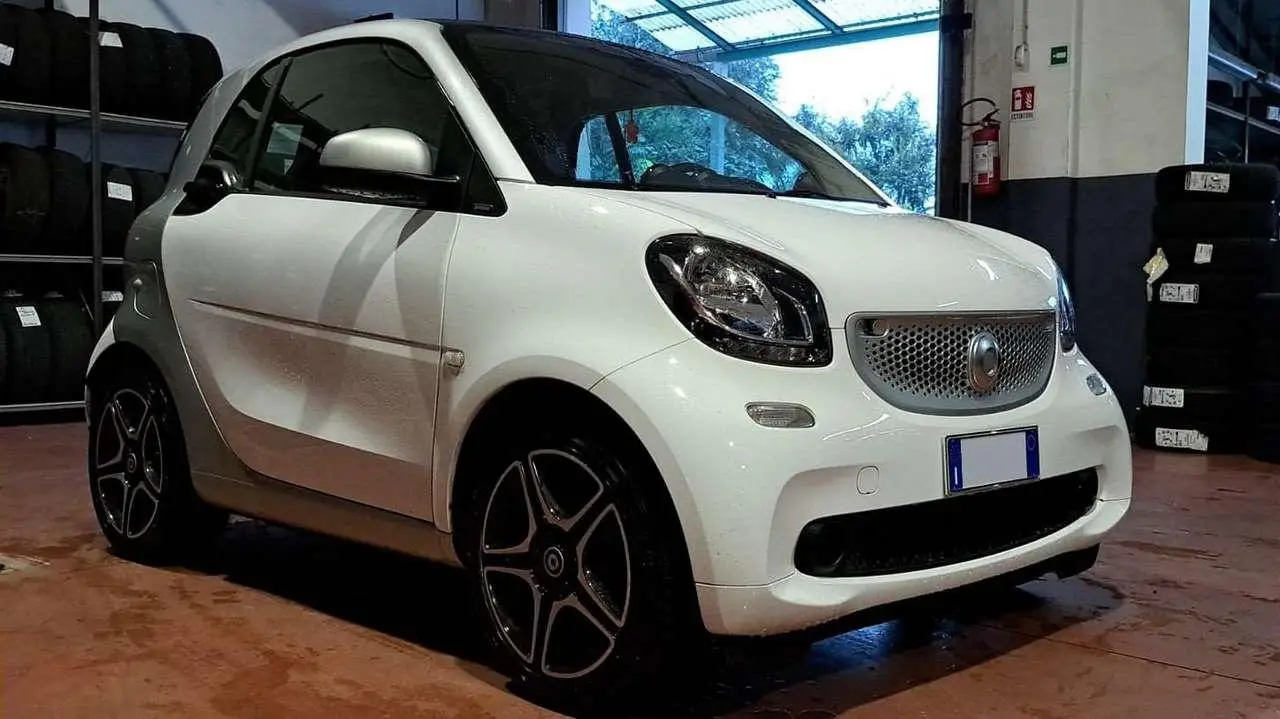 Photo 1 : Smart Fortwo 2017 Essence