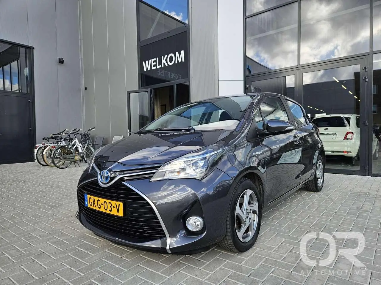 Photo 1 : Toyota Yaris 2017 Hybride