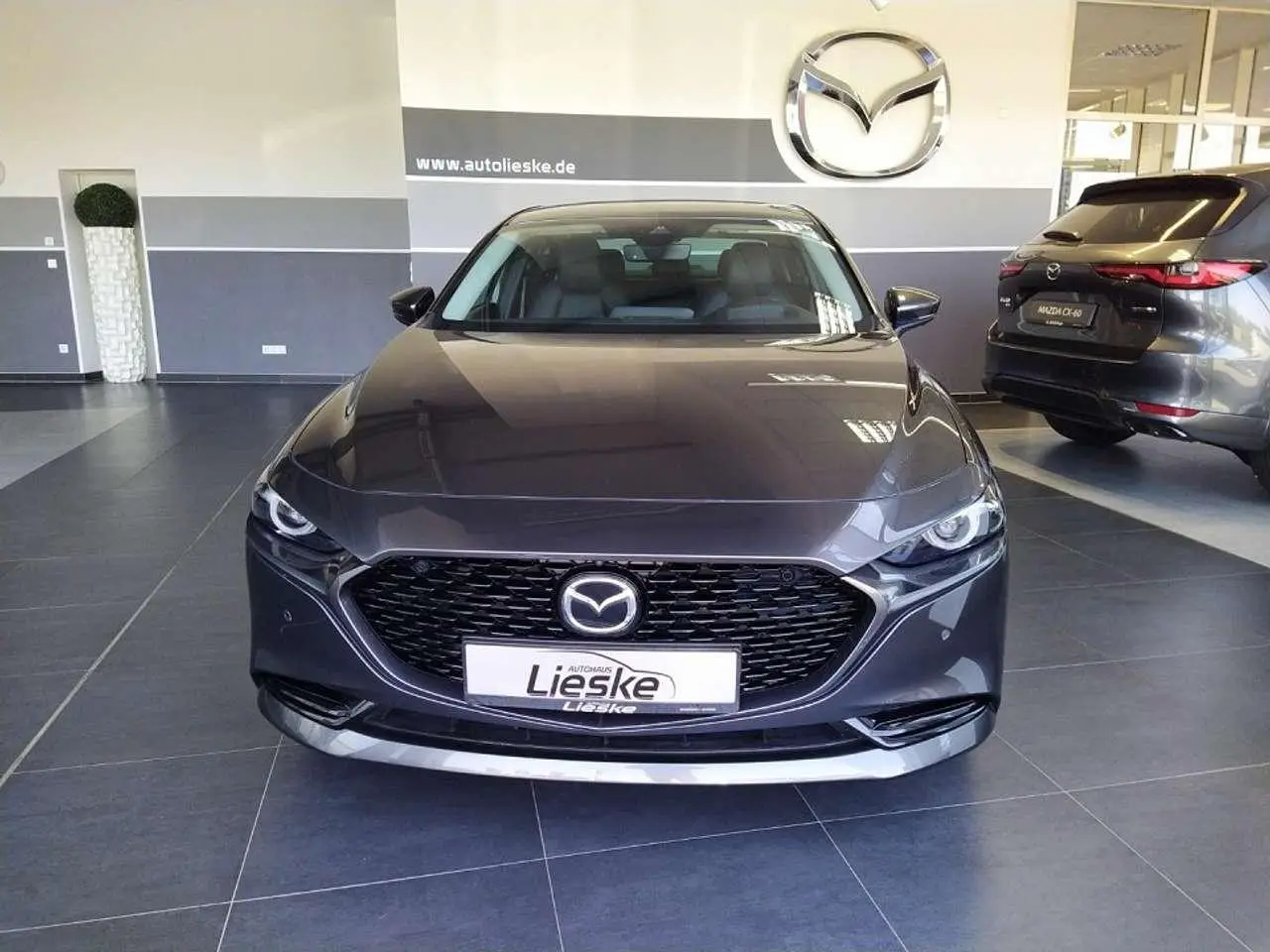 Photo 1 : Mazda 3 2019 Petrol