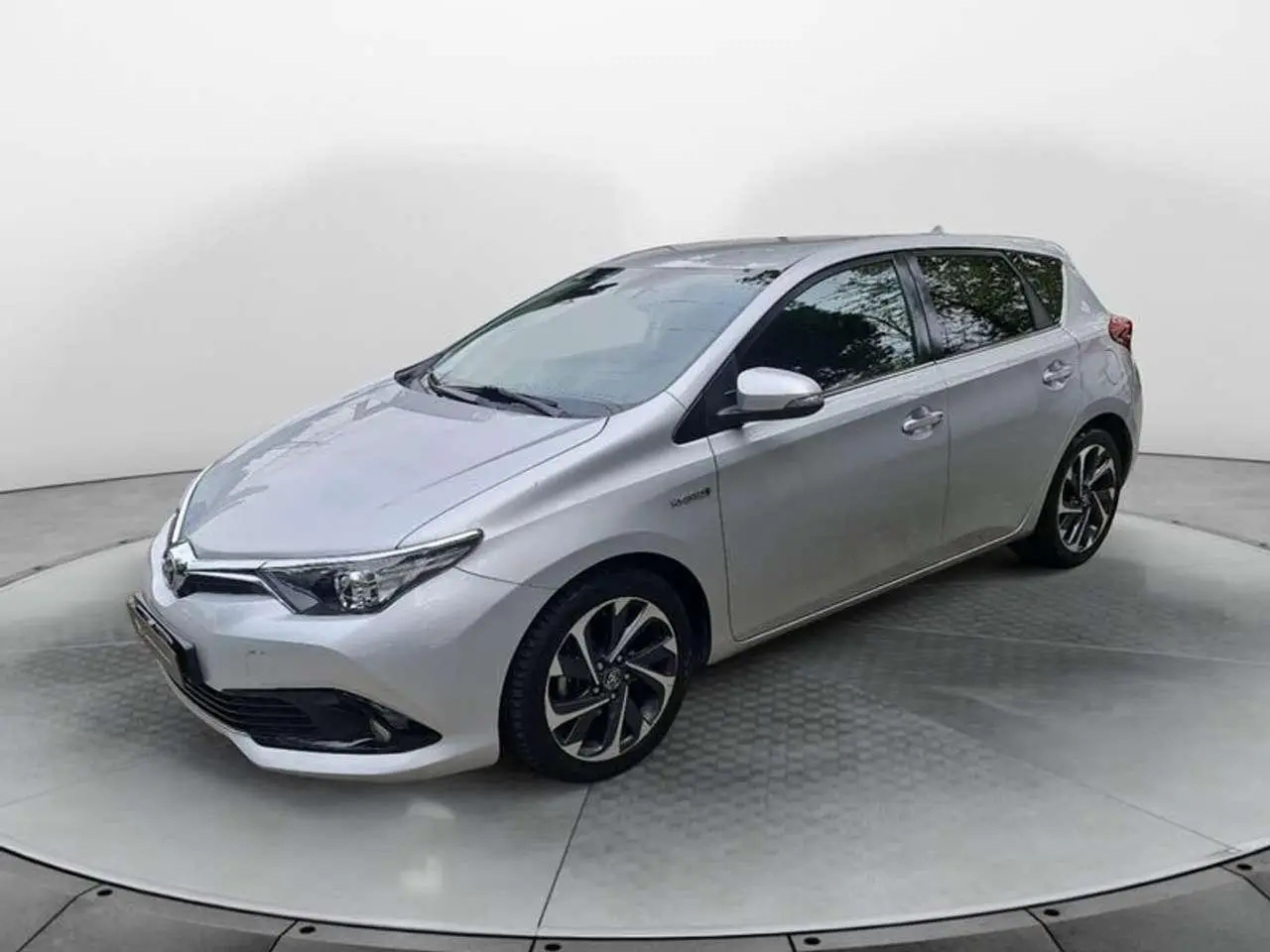 Photo 1 : Toyota Auris 2015 Hybride