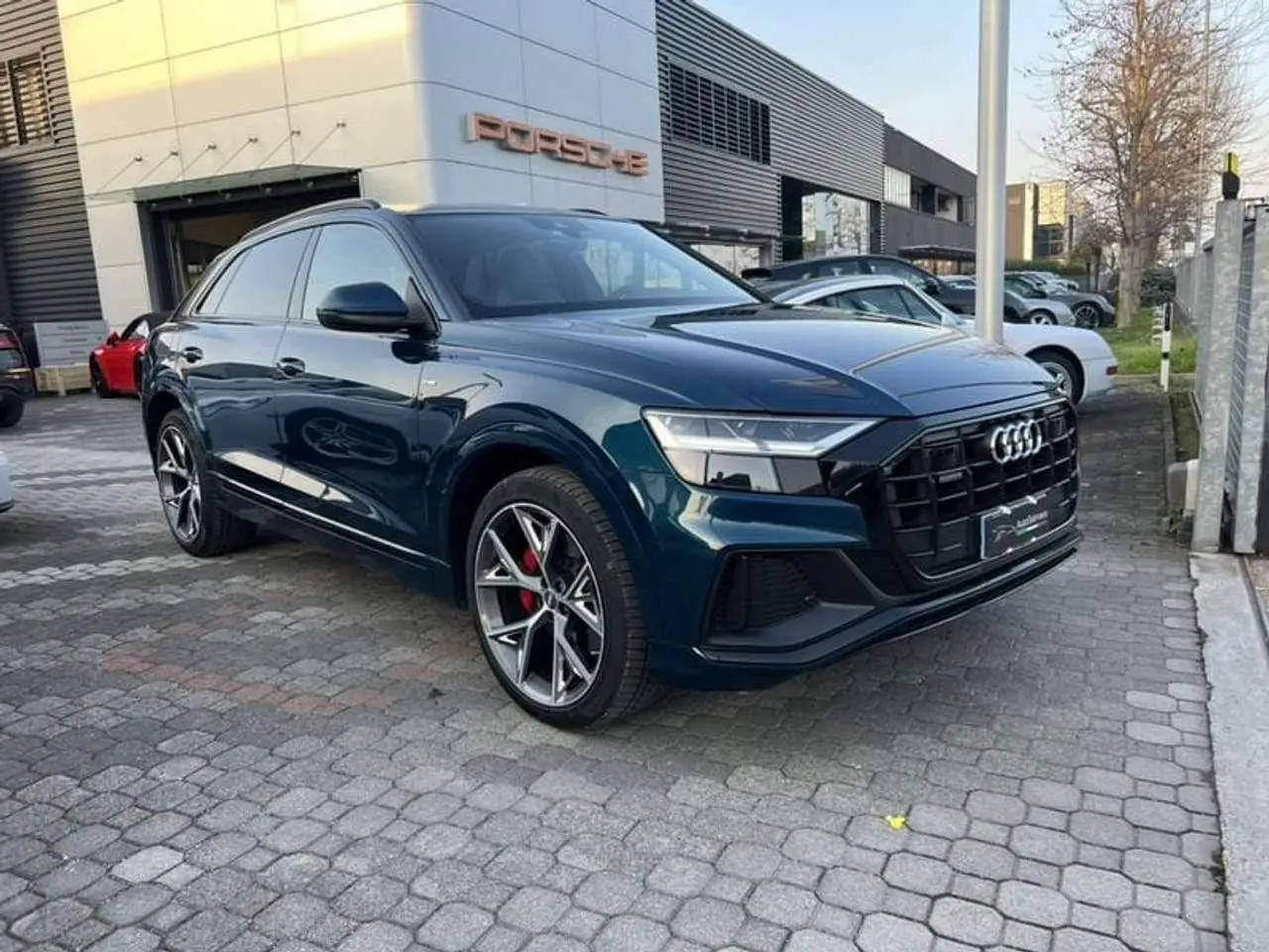 Photo 1 : Audi Q8 2019 Hybride